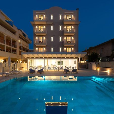 Hotel Carducci トルトレート エクステリア 写真
