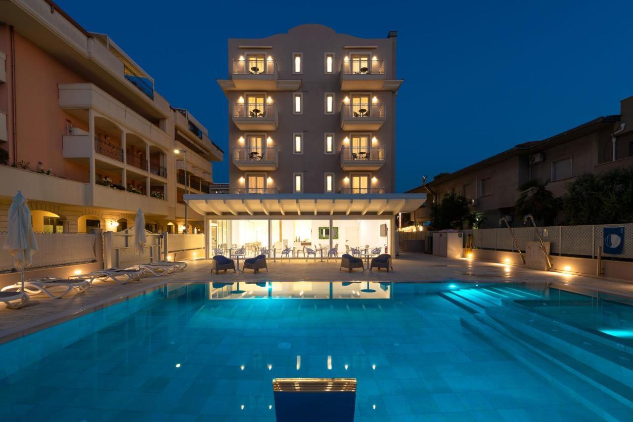 Hotel Carducci トルトレート エクステリア 写真
